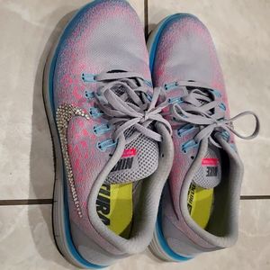 Woman's Nike sneakers size 9.5